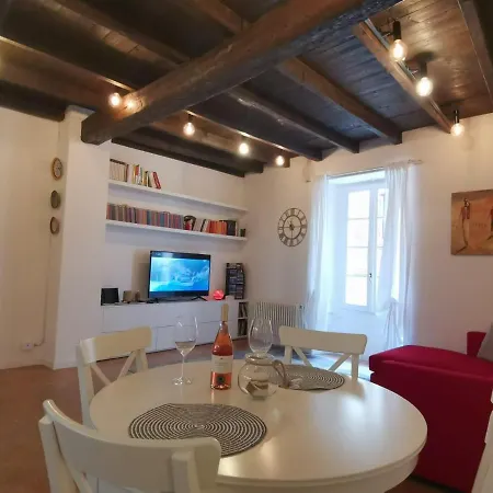 Apartment Charming In The Historic Centre- Spacious And Relaxing *