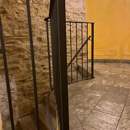 Charming In The Historic Centre- Spacious And Relaxing Apartment *